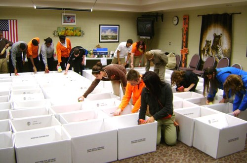 91 families receive holiday dinner boxes