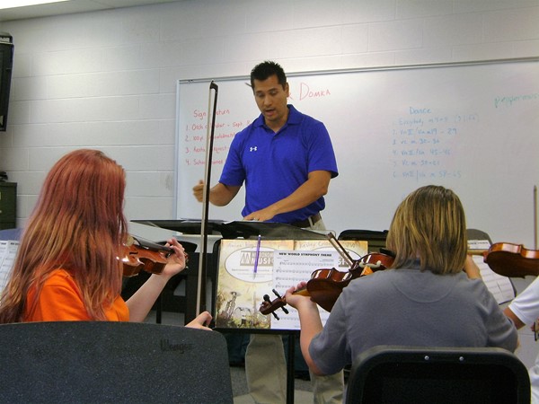 Domka returns to Mansfield City Schools as orchestra director