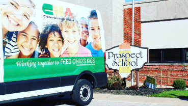 Children's Hunger Alliance Distributes Weekend Meals to Prospect Students